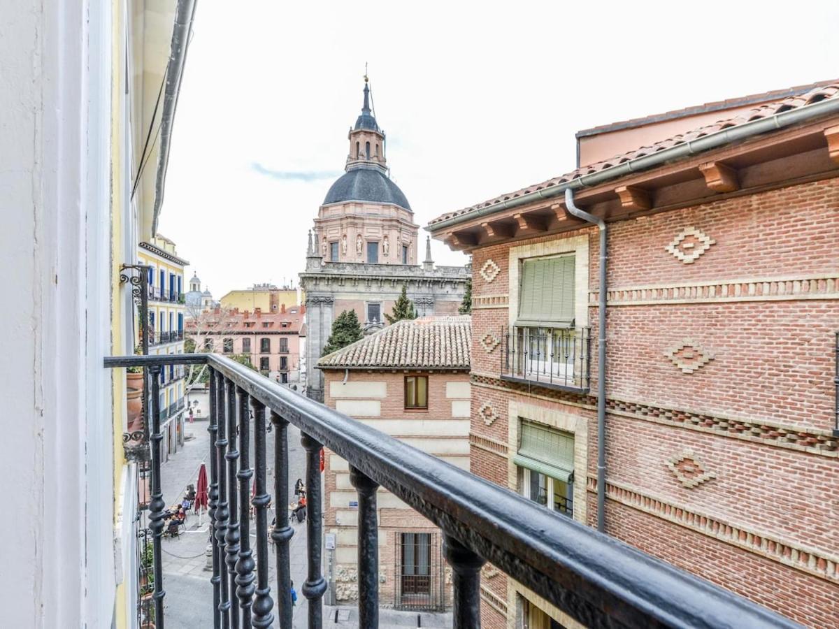 Apartamento Cava Baja Alquiler Temporal マドリード エクステリア 写真