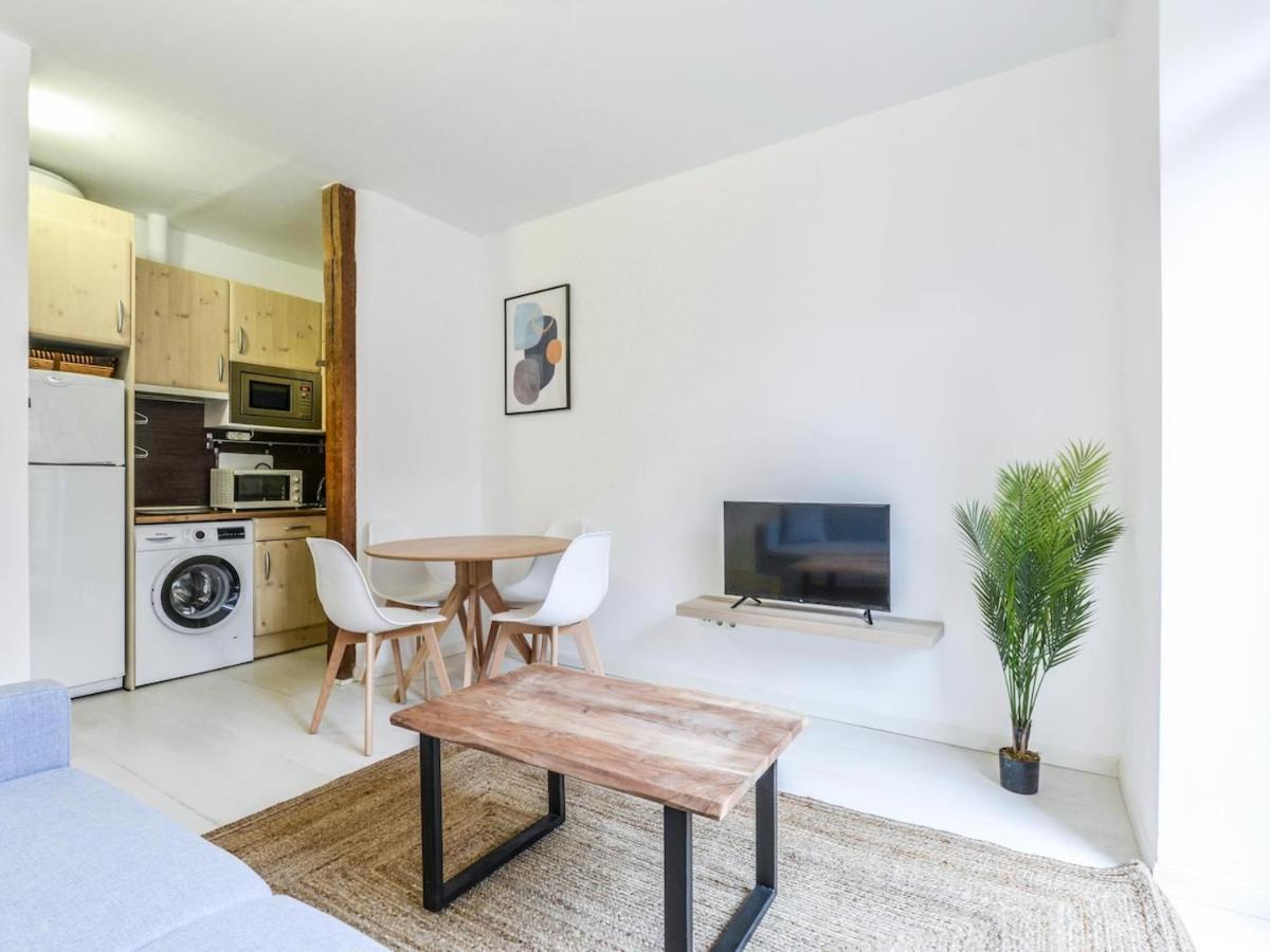 Apartamento Cava Baja Alquiler Temporal マドリード エクステリア 写真
